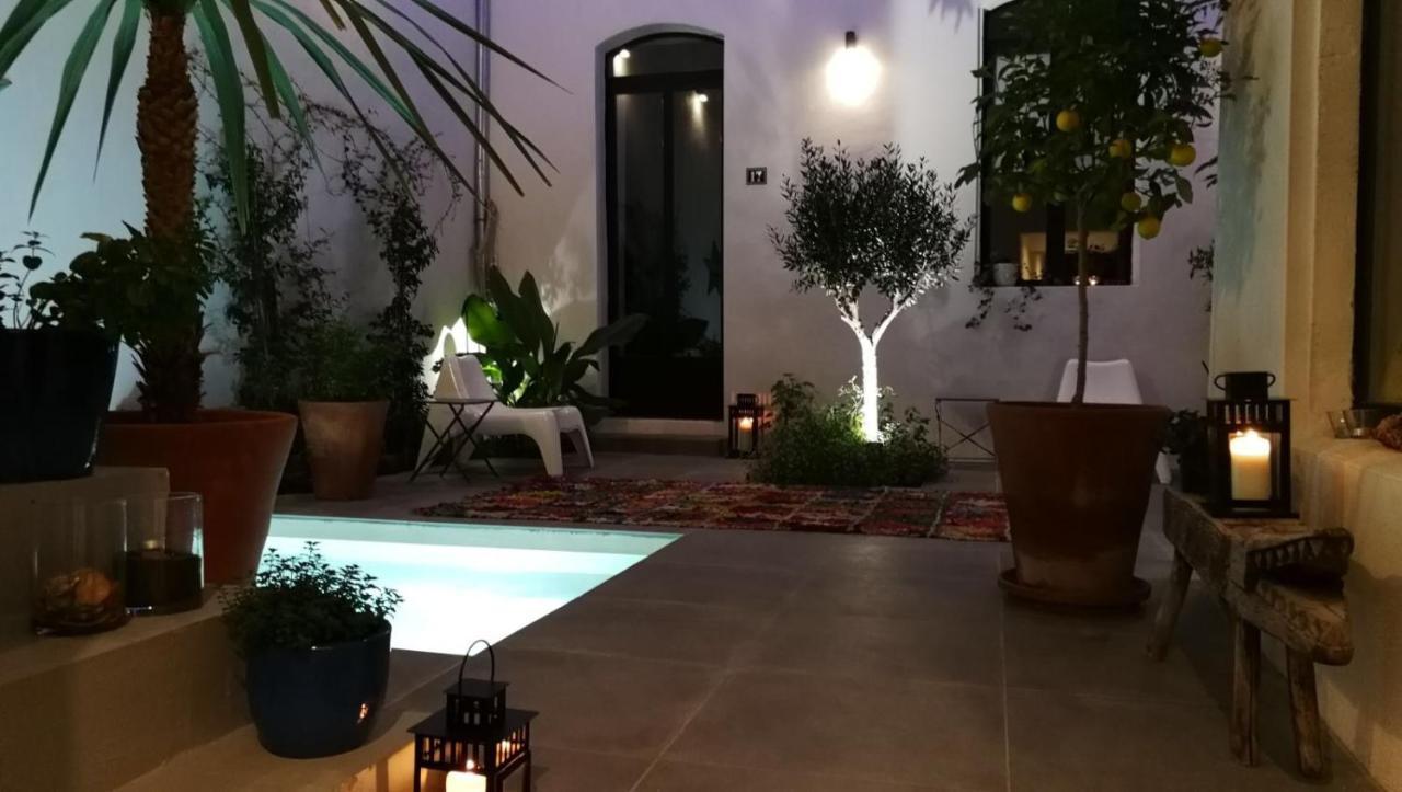 Chambres Dhotes Cocon Du Sud Nîmes Eksteriør billede