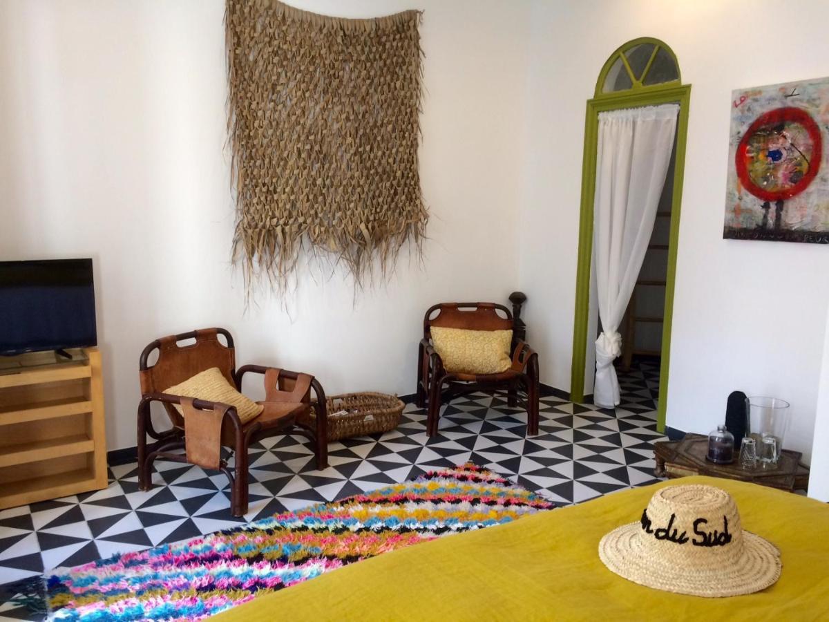Chambres Dhotes Cocon Du Sud Nîmes Eksteriør billede